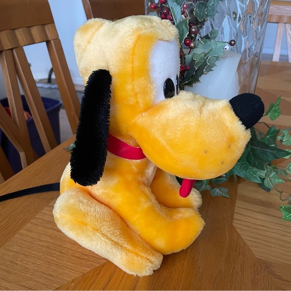 Vintage Pluto Plush - Picture 2 of 5